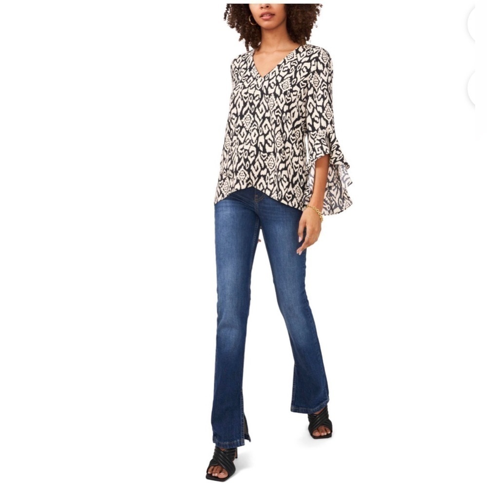 VINCE CAMUTO Unlined Crossover Hemline Printed Bell Sleeve V Neck Blouse - Picture 3 of 3